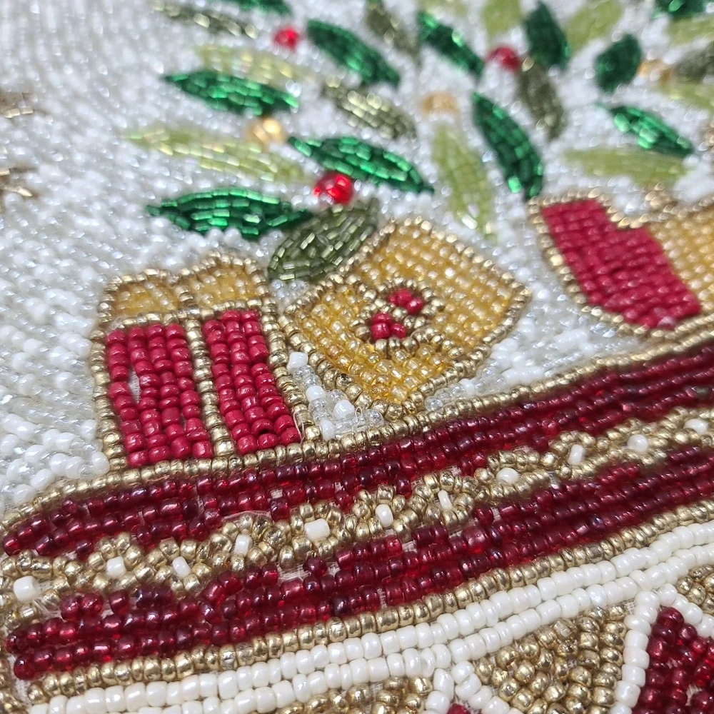 2 Nicole Miller Jeweled Beaded Christmas Tree Snowglobe Placemats Chargers Set